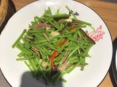 咸肉炒芦蒿-徽味大班(定慧桥店)