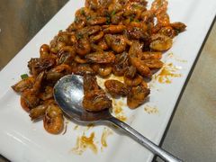 油爆小河虾-金枝玉叶上海人家食府(三里河店)