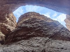 -天山神秘大峡谷