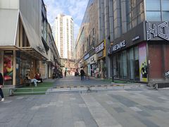 -万达广场(武汉菱角湖店)