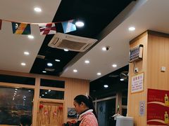 -江城燕子大排档(江汉路步行街店)