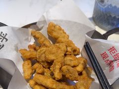 -渝是乎酸菜鱼·川渝小炒(新世界百货望京店)