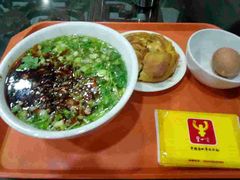 -牛一嘴·兰州牛肉面·大盘鸡(财富中心店)