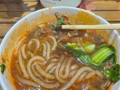 -郎吞虎咽酸辣粉(第一桥店)
