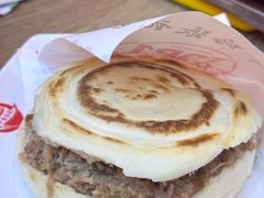 腊汁白吉馍夹肉-东关吉祥西安腊汁肉夹馍(健德门店)