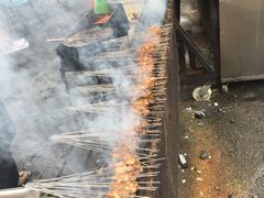 -清真磊磊烧烤老店(饮虎池街34号店)