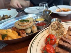 -MONICH牛排融合餐厅(和义大道购物中心店)