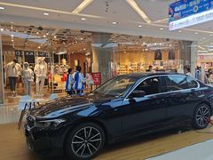 -万达广场(南昌红谷滩店)