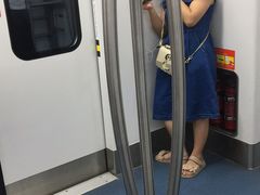-红土地(地铁站)