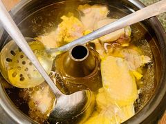 原味汽锅鸡-云海肴云南菜(正大广场店)
