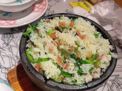 石锅咸肉菜饭-客官 · 江南小菜馆(长风大悦城店)