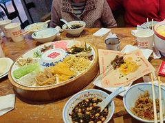 -怪噜范·老贵阳街头名小吃(鸿通城店)