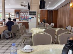 -鹏城人家海鲜酒家·23年老字号(较场尾店)