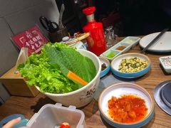 -明洞阿姨·韩式酱蟹烤肉·创意料理(三元桥店)