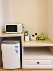 -海豚湾高端月子会所(黄浦店)