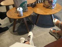 -星巴克臻选(济南万达店)