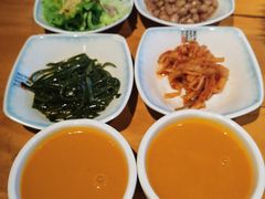 -唯成•韩国炭火烤肉 유성고기