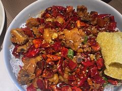 -湘西小馆(滨河路店)