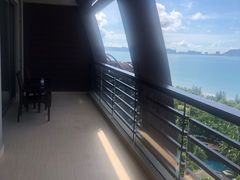 -三亚湾海居铂尔曼度假酒店