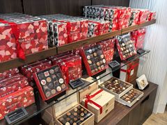 -Laderach 莱德拉(上海环贸iapm店)