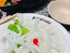 -老牌坊云南鱼豆花火锅(哈西万达店)