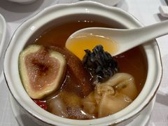 鲜无花果乌鸡炖花胶-北京厨房(SKP店)