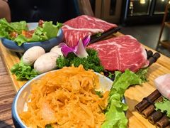 -明洞阿姨·韩式酱蟹烤肉·创意料理(三元桥店)