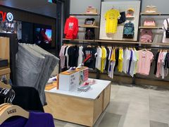 店内环境-VANS(三里屯太古里店)