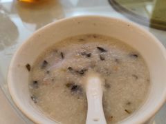 -万山楼海鲜酒家·二十三年老字号
