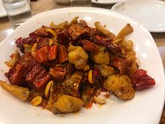 -东兴寒舍老北京炸酱面(三里河路店)