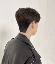 -川和潮人