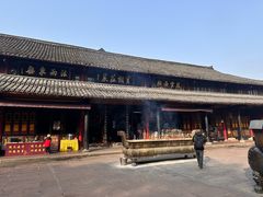 -峨眉山报国寺