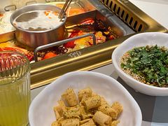 -雾都渣渣火锅(南城智汇城店)