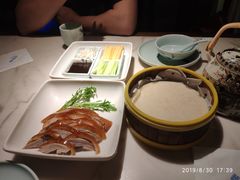 -韵秋荷(宝山龙湖天街店)