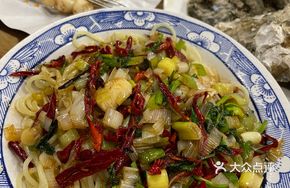 Sea Clam Noodles