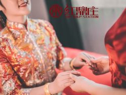 点击看大图 -LOVE SHINE婚纱·红鼎庄龙凤褂·妈妈装定制