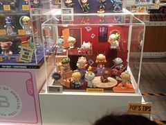 -泡泡玛特POPMART(崇文门国瑞城店)