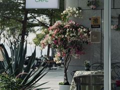 -ommo cafe(半岛城邦店)