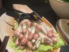 一束花生芽-色響火锅(恒隆广场店)
