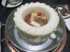 -得意咚瓜·顺德鱼生·冬瓜火锅(深圳首店)