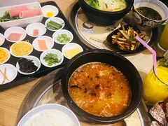 -妈妈故事米线(市府恒隆店)