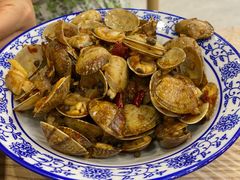 -江城燕子大排档(江汉路步行街店)