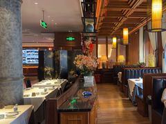 -八府香鸭·啫啫煲(华山路店)