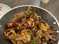 -东北范·金牌肘子·杀猪菜(美乐城店)