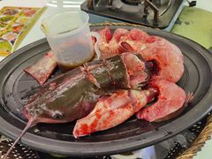 -刘姐啤酒鱼民族演艺餐厅(西街总店)
