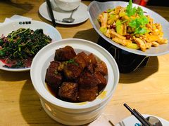 -小菜园新徽菜(蚌埠蚌山万达店)