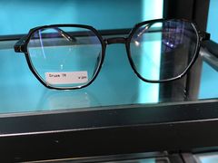 -Trend1881视光·蔡司视觉(领展广场店)
