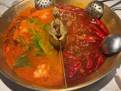 -小龙翻大江文化火锅(宽窄店)