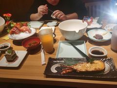 -花和海鲜自助(梅江店)