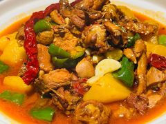新疆大盘鸡拌面-清真·卡德尔大叔新疆主题餐厅(龙汇路店)
